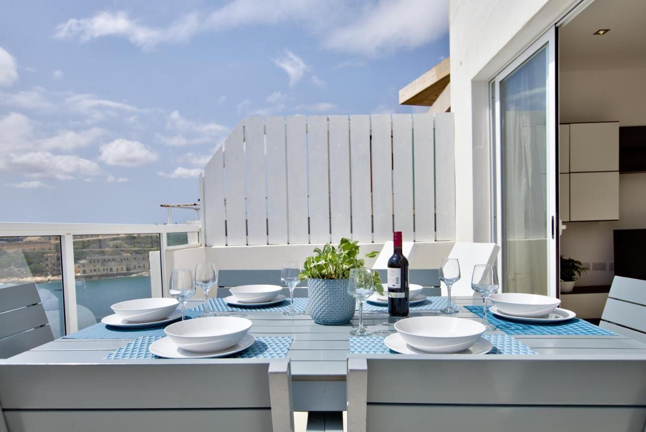 Apartmán Sliema Duplex Penthouse With Sea Views & Private Terrace By Shortletsmalta Exteriér fotografie