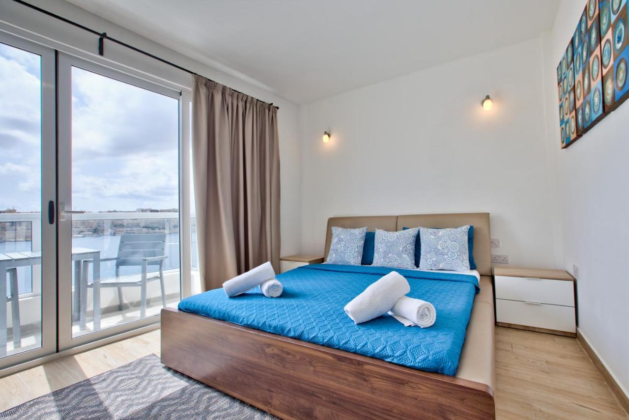 Apartmán Sliema Duplex Penthouse With Sea Views & Private Terrace By Shortletsmalta Exteriér fotografie