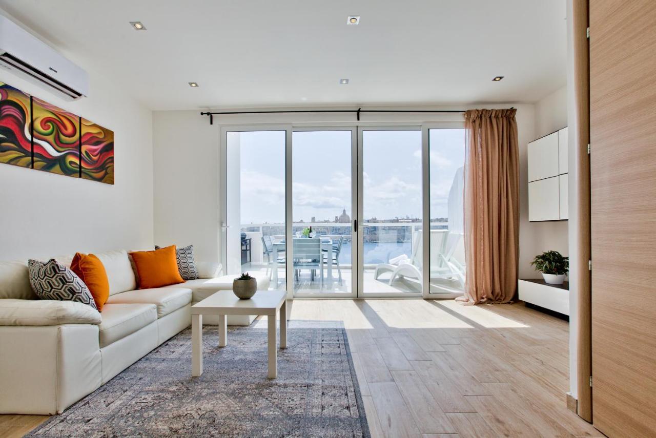 Apartmán Sliema Duplex Penthouse With Sea Views & Private Terrace By Shortletsmalta Exteriér fotografie